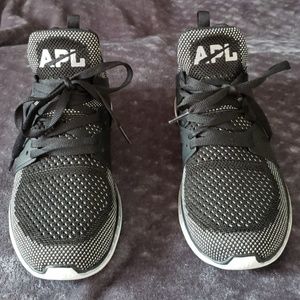 APL shoes